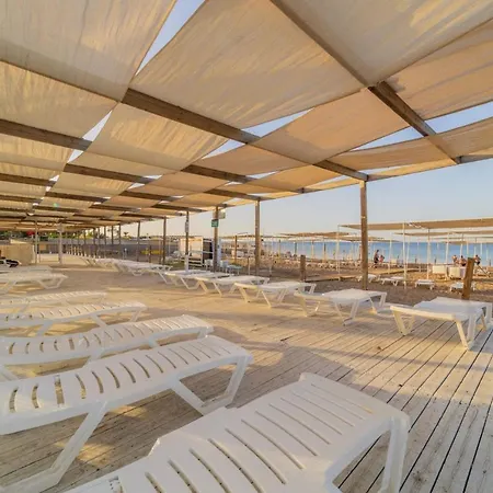 Spacious Flat Near Lara In Muratpasa Antalya